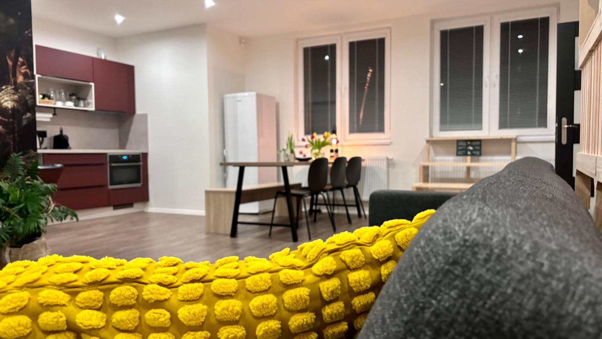 Remote Work Friendly Zahradni Apartman U Jezera Stare Splavy Exterior photo