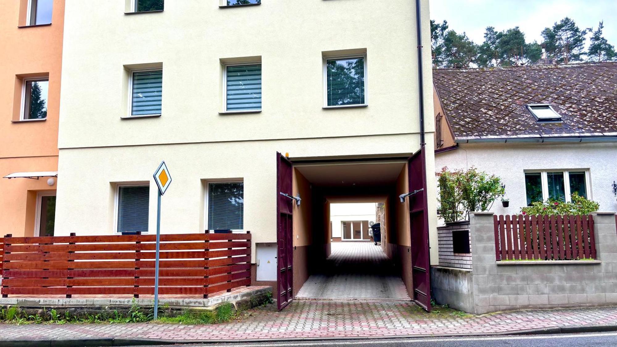 Remote Work Friendly Zahradni Apartman U Jezera Stare Splavy Exterior photo
